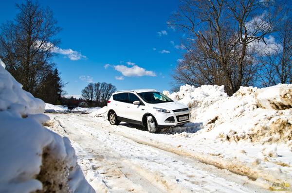 Новый Ford Kuga – высокооснащенный кроссовер: тест-драйв